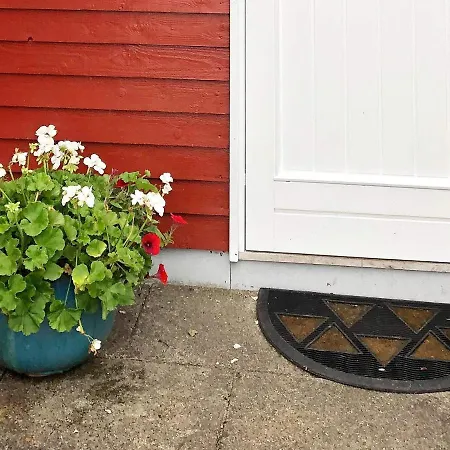 Two-bedroom Holiday In 4