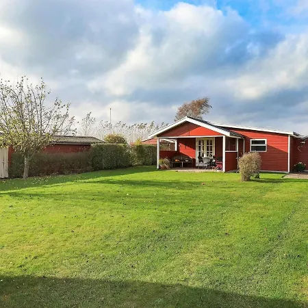 Two-bedroom Holiday In 4 Otterup